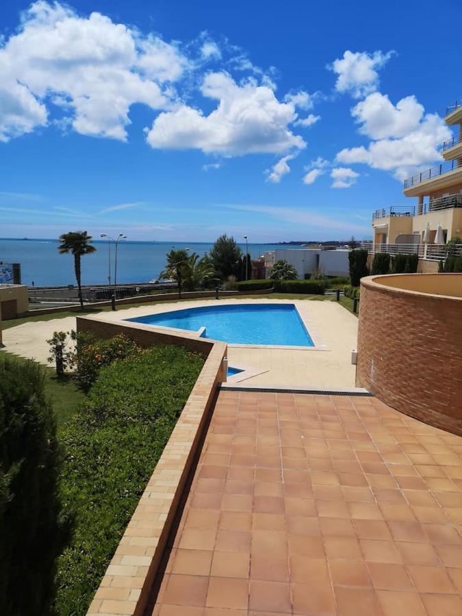T1 Sea & Pool Apartment Кашиас Екстериор снимка